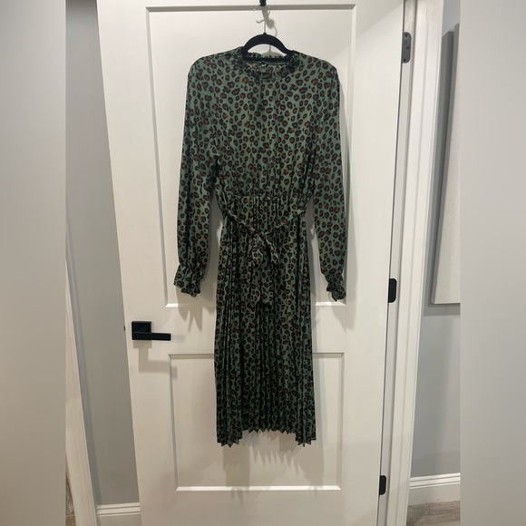 Green leopard with orange midi dress long sleeve size XL - Picture 2 of 5